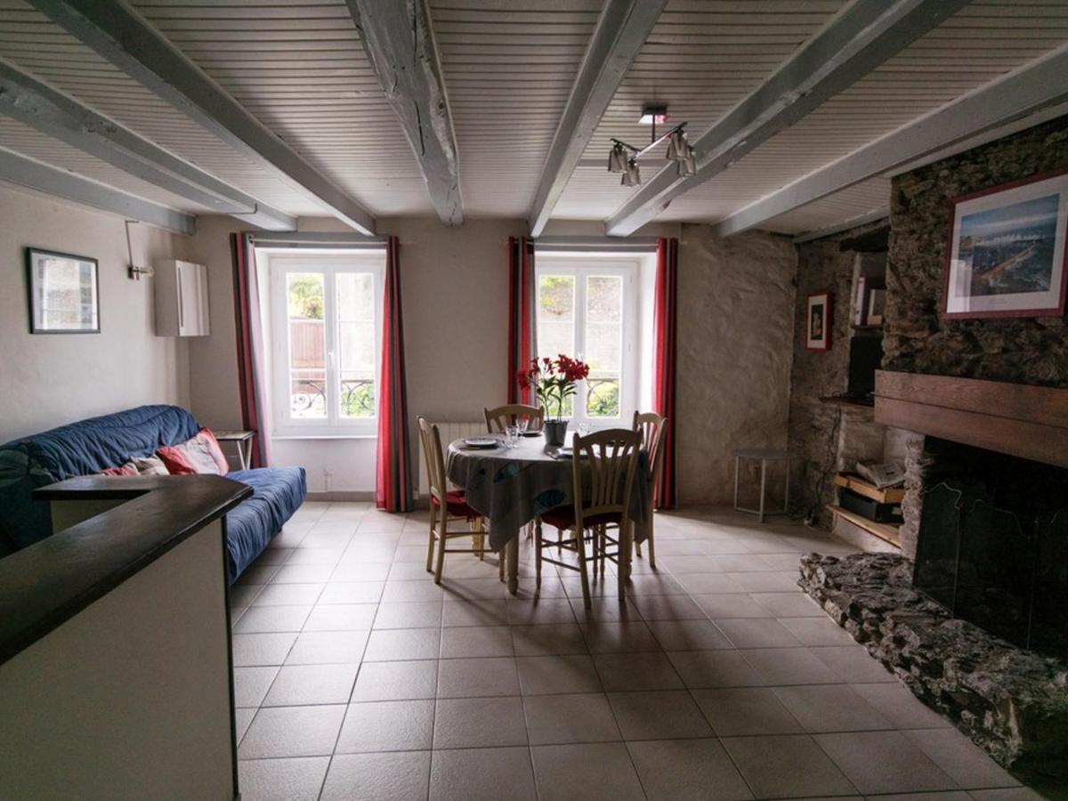 Appartement Cosy En Centre-Ville, Proche Plage, Pour 4 Pers. Avec Cour Privee Et Tout Confort - Fr-1-418-68 Le Palais Bagian luar foto